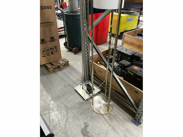 Staande vloerlamp (2x) - afbeelding 3 van  5
