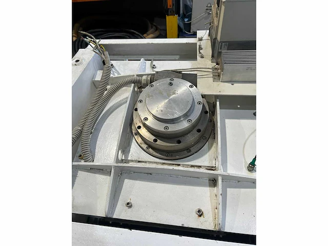 Stabilisator gyroscoop 1500 kilo voor een boot van ongeveer 50m. - afbeelding 2 van  5
