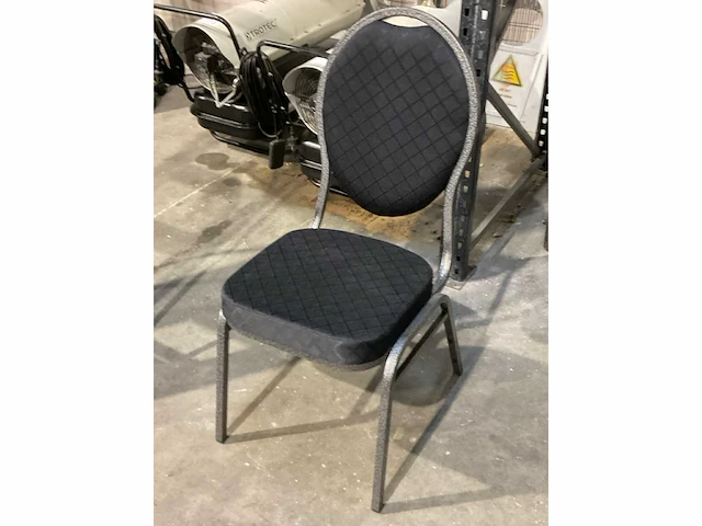 Stackchair gestoffeerd (80x) - afbeelding 2 van  4