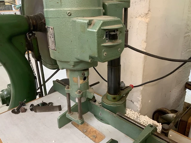 Stago papierboormachine - afbeelding 1 van  3