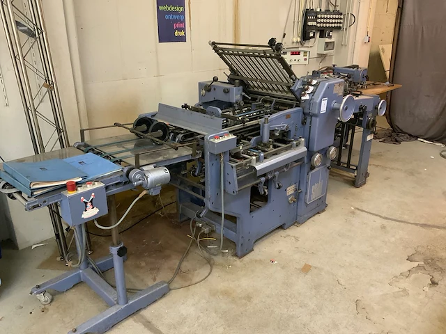 Stahl - k 52-4 ktl - vouwmachine - afbeelding 1 van  8