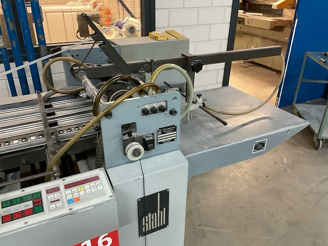 Stahl ti 52/53kb mn tassen vouwmachine - afbeelding 23 van  23