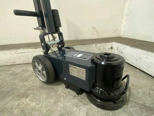 Stahlgruppe - 2025 - hydrolic 50-tons - garagekrik - afbeelding 5 van  11