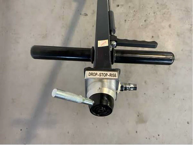 Stahlgruppe - 2025 - hydrolic 80-tons - garagekrik - afbeelding 10 van  12