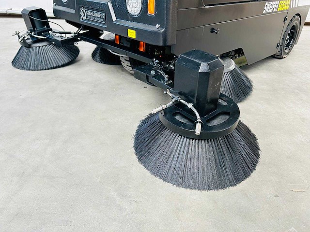 Stahlgruppe - 2025 - sgs100 - straatveegmachine - afbeelding 6 van  23