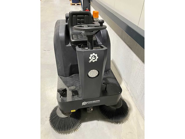 Stahlgruppe - 2025 - sgyzs4 - straatveegmachine - afbeelding 4 van  6