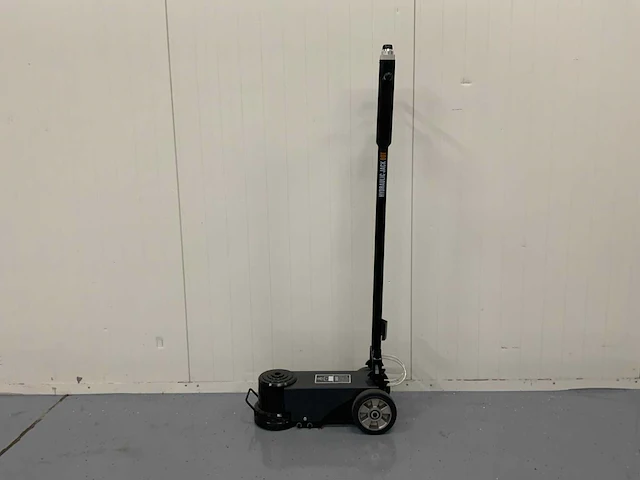 Stahlgruppe - garagekrik 80t pneumatisch hydraulisch - afbeelding 2 van  9