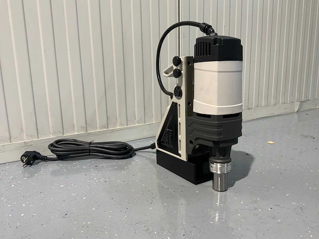 Stahlgruppe - magneetboormachine sg450m in koffer - afbeelding 18 van  19