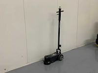 Stahlgruppe - pneumatisch hydraulische krik 80t - afbeelding 1 van  9