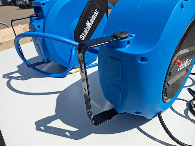 Stahlkaiser - 2025 - luchtslanghaspel en kabelhaspel aut - afbeelding 4 van  6