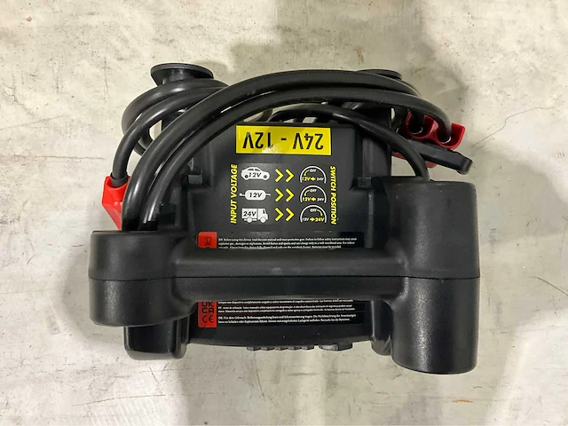 Stahltech 2025 12/24 volt startbooster - afbeelding 10 van  11