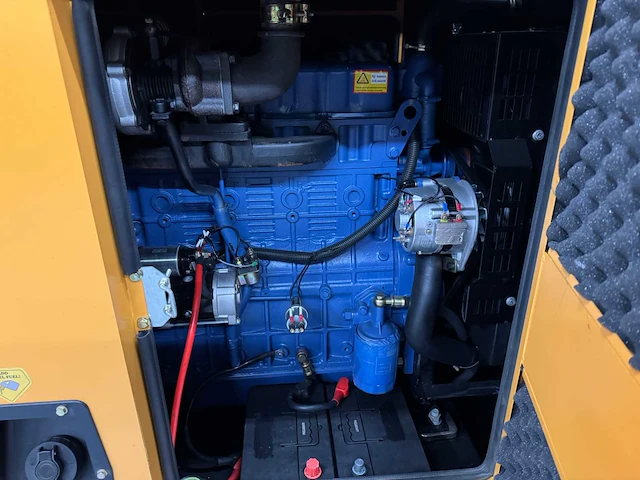 Stahltech 70kva stroomaggregaat / generator - afbeelding 6 van  14