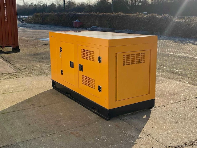 Stahltech st-70kva noodstroomaggregaat - afbeelding 3 van  12