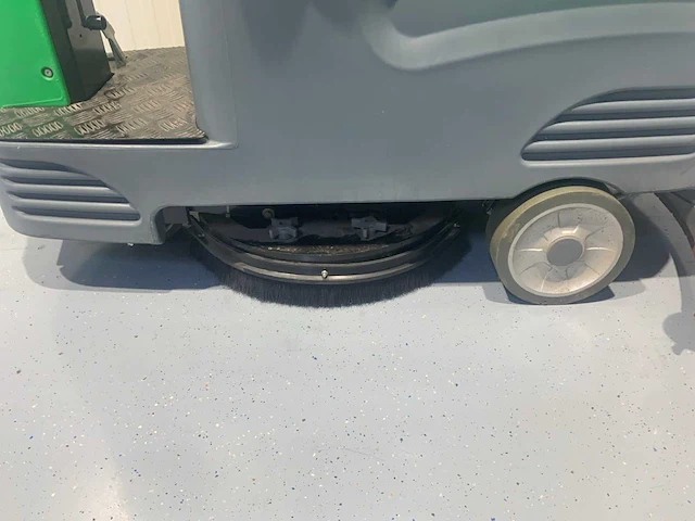 Stahlwerk sw-900 zelfrijdende schrobmachine - afbeelding 14 van  15