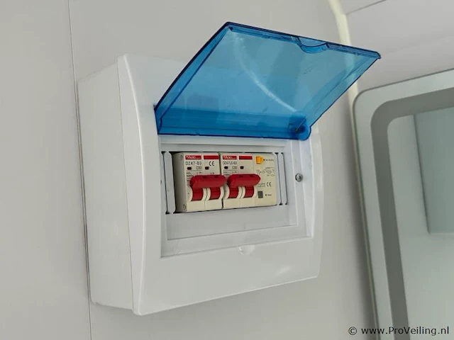 Stahlworks 4m-wit-a studio tiny house - afbeelding 2 van  16