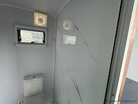 Stahlworks 4m-wit-a studio tiny house - afbeelding 12 van  16