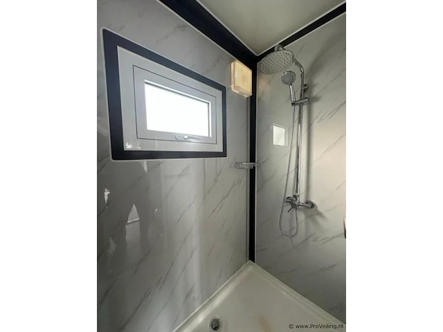 Stahlworks compleet deluxe (19ft*20ft) tiny house - afbeelding 11 van  27