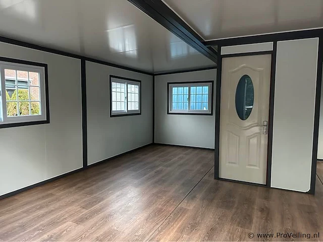 Stahlworks deluxe (19x20ft) mobile tiny house - afbeelding 6 van  16