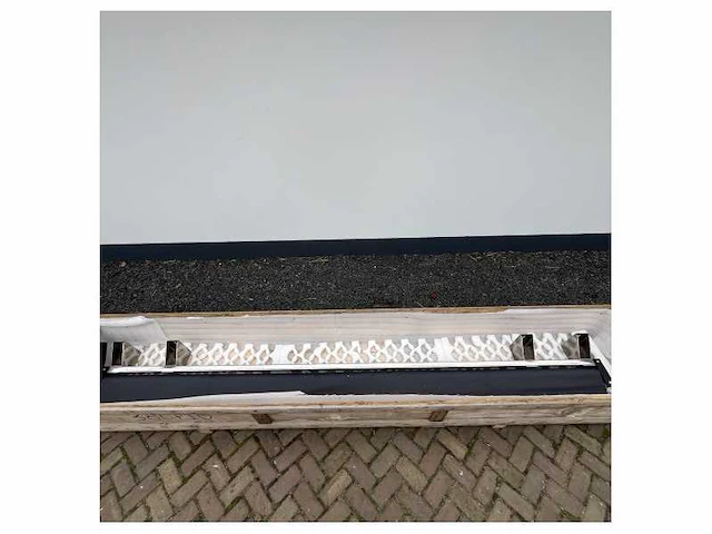 Stainless steel retractable awning with poles 3600 x 2700 mm black 24v - afbeelding 2 van  7