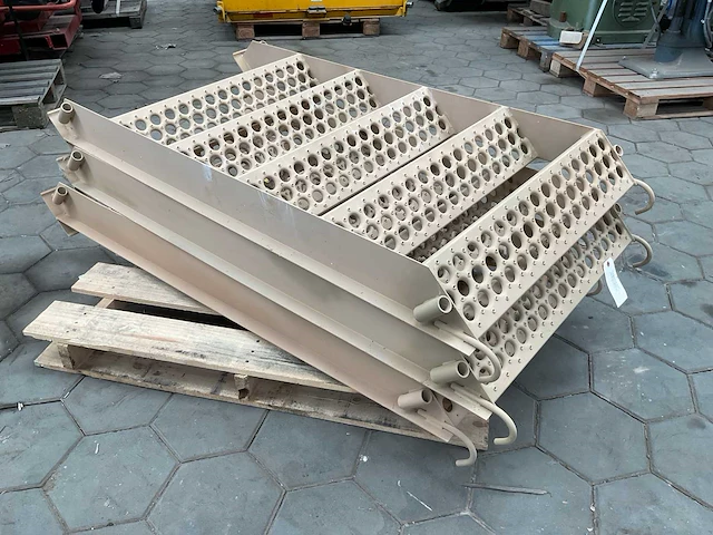 Stair (3x) - afbeelding 1 van  7