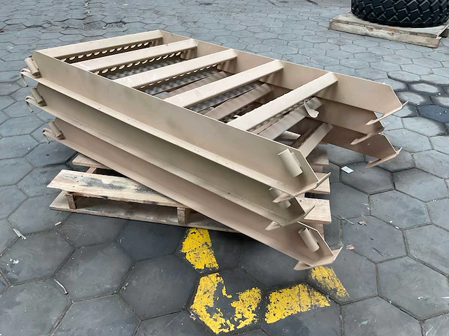 Stair (3x) - afbeelding 4 van  7