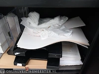 Stalen archiefkast met inhoud - afbeelding 12 van  12