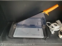 Stalen archiefkast met inhoud - afbeelding 2 van  12