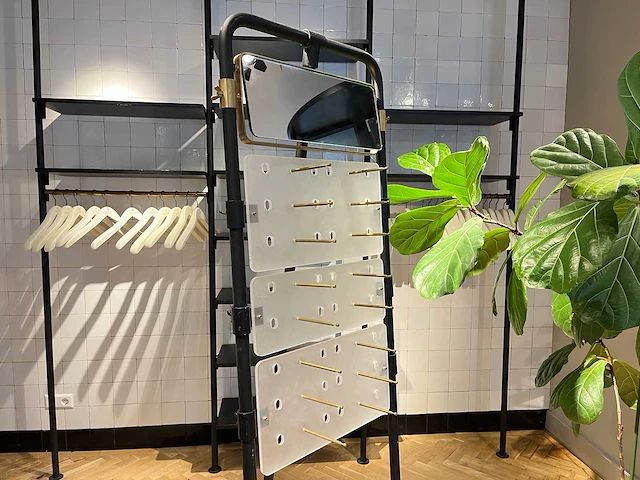Stalen brillendisplay met spiegel - afbeelding 2 van  7