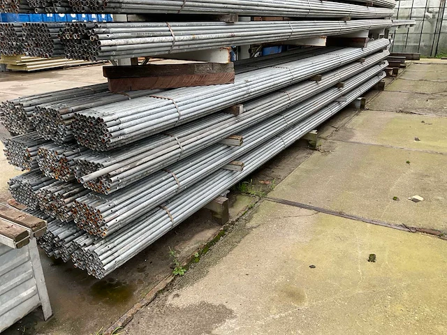 Stalen buis (ø27mm) (65x) 6.4m1 - afbeelding 2 van  6