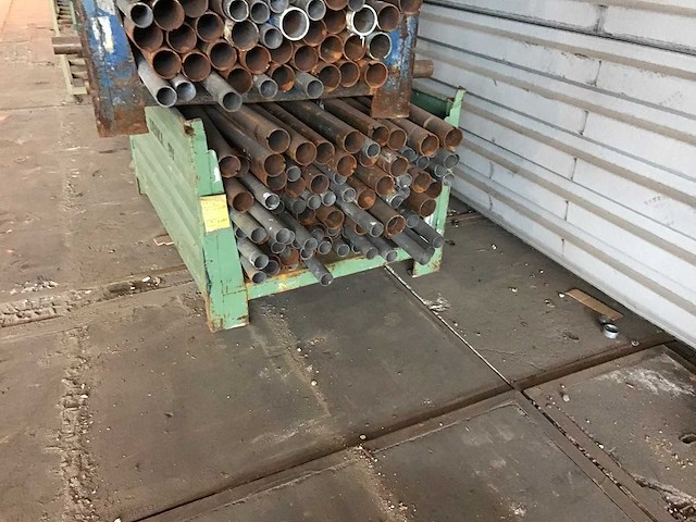 Stalen buizen (2x) - afbeelding 2 van  3