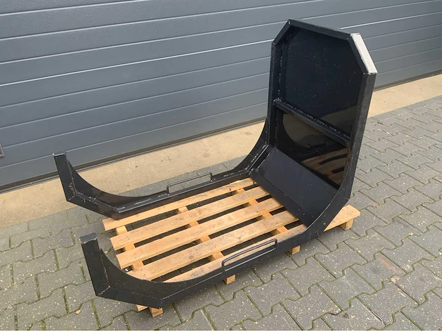 Stalen dak opbouw voor mini graafmachine - afbeelding 2 van  8