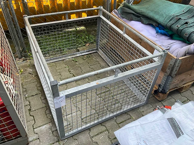 Stalen frame - afbeelding 1 van  3