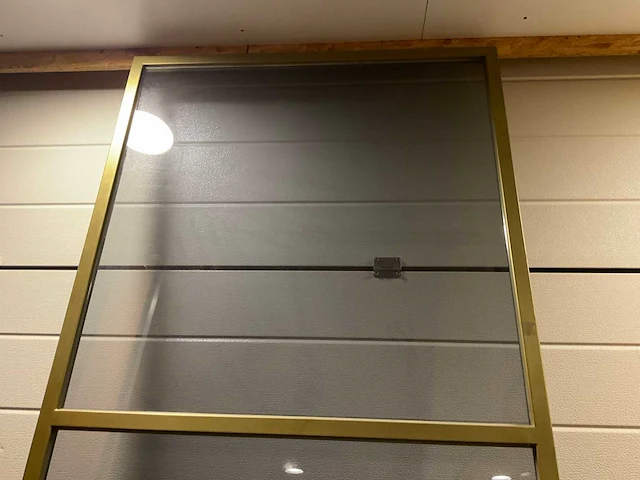 Stalen gepoedercoate industriële paneel 263x90 cm - afbeelding 4 van  7