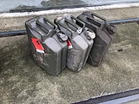 Stalen jerrycan (3x) - afbeelding 4 van  4