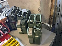 Stalen jerrycan - afbeelding 1 van  3