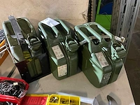 Stalen jerrycan - afbeelding 2 van  3