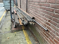 Stalen kar met staalprofielen - afbeelding 6 van  7