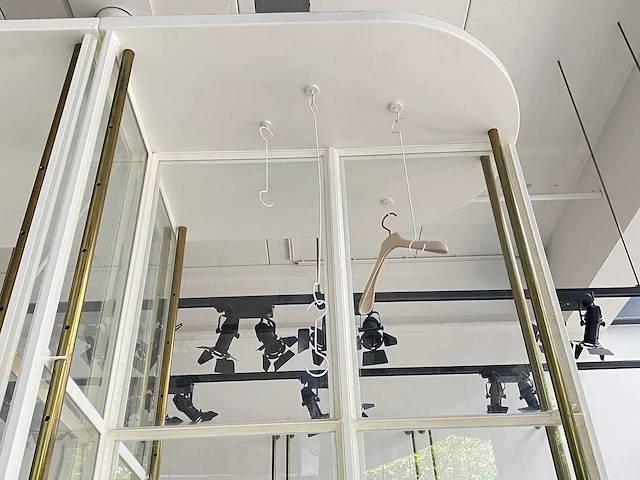 Stalen kleding leg- en hangkast - afbeelding 6 van  7