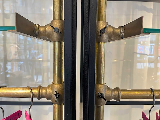 Stalen kleding leg- en hangkast - afbeelding 14 van  14