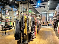 Stalen kleding leg- en hangkast - afbeelding 4 van  10