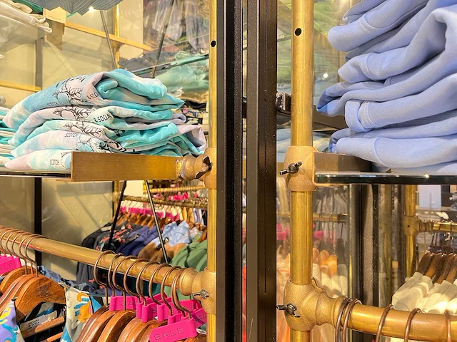 Stalen kleding leg- en hangkast - afbeelding 6 van  7
