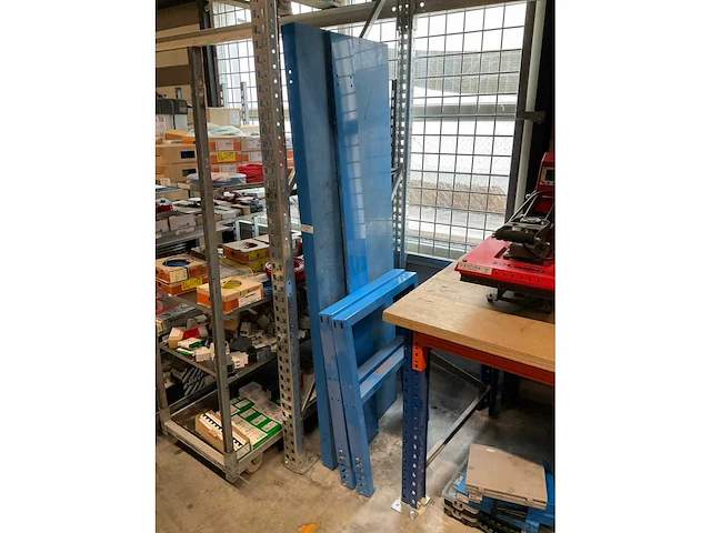 Stalen magazijntafel - afbeelding 2 van  2