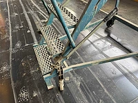 Stalen mobiele trap - afbeelding 2 van  14