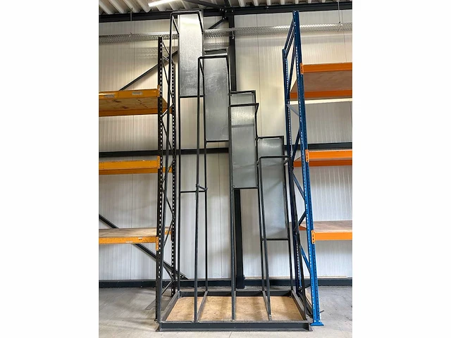 Stalen platenrek / buizenrek (h600xb223xd120 cm) - afbeelding 1 van  6