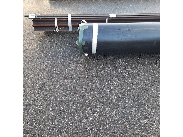 Stalen profielen en 2x kunststof buis - afbeelding 5 van  8