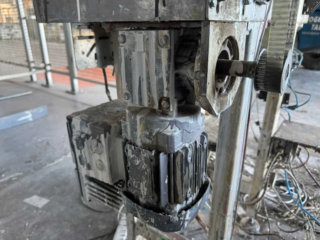 Stalen rollenbaan met motor (3x) - afbeelding 13 van  20