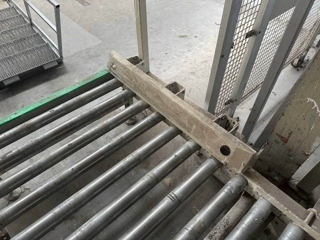 Stalen rollenbaan met motor - afbeelding 9 van  10