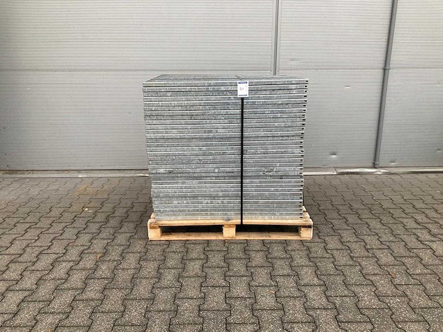 Stalen roostervloer 1100x830mm (32x) - afbeelding 1 van  3