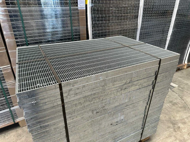 Stalen roostervloer 1300x870x50mm (21x) - afbeelding 4 van  7