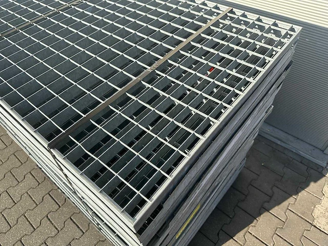 Stalen roostervloer 1340x910mm (21x) - afbeelding 4 van  4